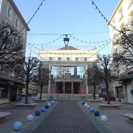 Homestay Chambre Privee Dans 61m² En Hyper-centre Avec Vue Sur La Vieille Boulogne-sur-Mer