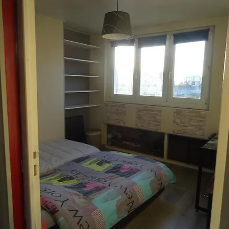 Chambre Privee Dans 61m² En Hyper-centre Avec Vue Sur La Vieille Homestay Boulogne-sur-Mer